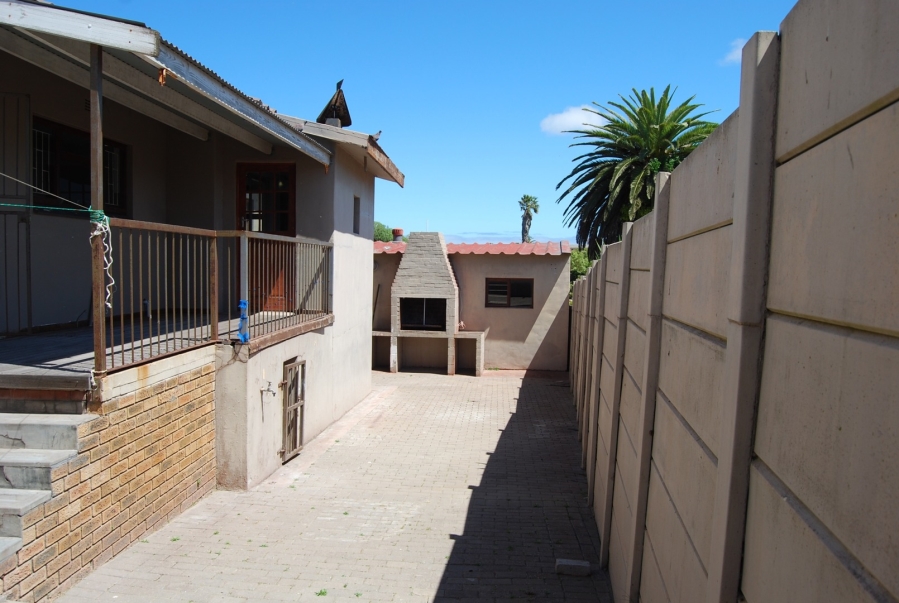 To Let 7 Bedroom Property for Rent in Saldanha Western Cape
